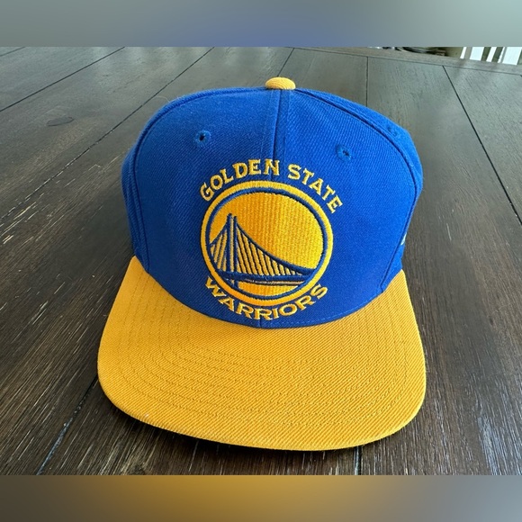 Gold State Warriors Mitchell & Ness hat - Picture 1 of 12